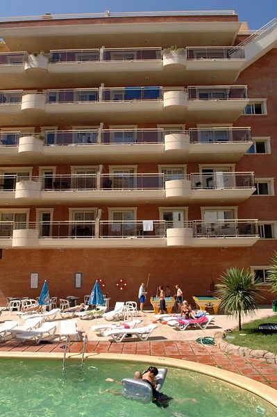 Apartamentos Palas Salou Bagian luar foto